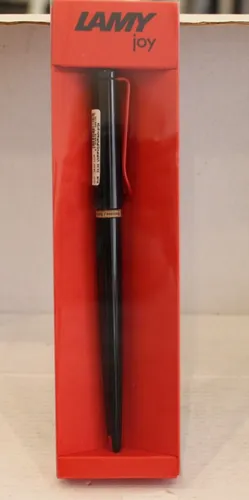 LAMY Kalligrafie-Füllhalter joy black, Federbreite: 1,5 mm in rot von LAMY