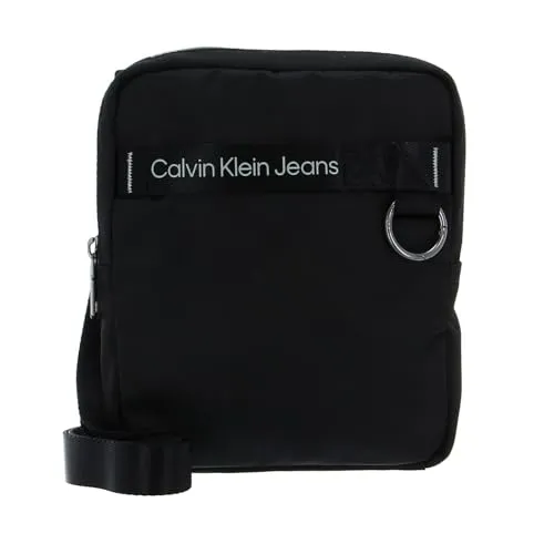 Calvin Klein Jeans Herren Umhängetasche Ultralight Reporter Klein Jeans, Schwarz (Black), Einheitsgröße