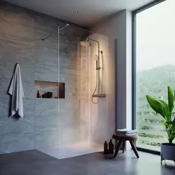 Ideal Standard Idealrain Ceratherm T50 Duschsystem - Brausegarnituren mit verchromtem Brausethermostat, Kopfbrause mit Regenstrahl und Pflegeleicht-Funktion dank Anti-Kalk-Technologie für ein luxuriöses Duscherlebnis.