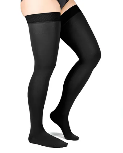COMPRESSANA Strumpfhose Compressana Free offen CCL1 Schenkelstrümpfe schwarz III - Elegante Schenkelstrümpfe in schwarz, Größe III. Hoher Tragekomfort dank 78% Polyamid und 22% Elastan, ideal für den täglichen Gebrauch.