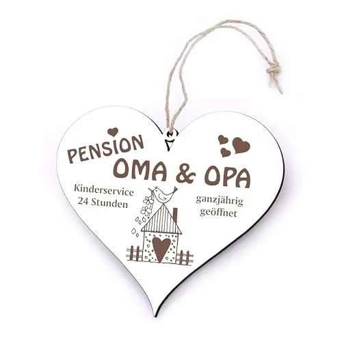 Deko Herzschild „Pension Oma & Opa“ aus Holz – liebevolles Geschenk für Großeltern, Wandschild mit Spruch, 24 Stunden Kinderservice, ganzjährig geöffnet – Dekoration zum Aufhängen