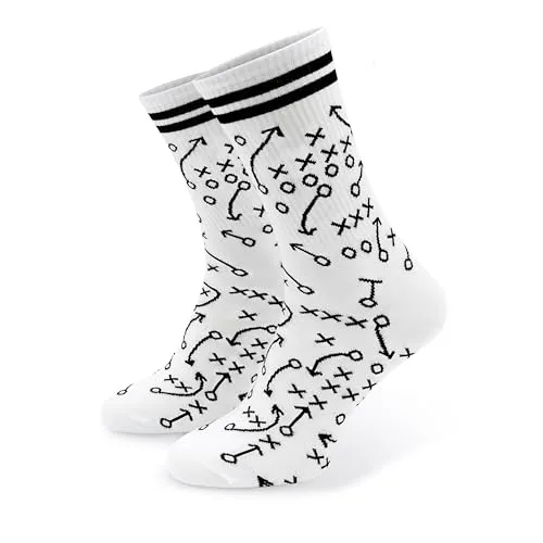 40YARDS American Football Socken – Playbook Design in Schwarz/Weiß – One Size 37–46 – OEKO-TEX® zertifiziert – Bequeme Crew Socken mit Taktik-Motiv für Football Fans