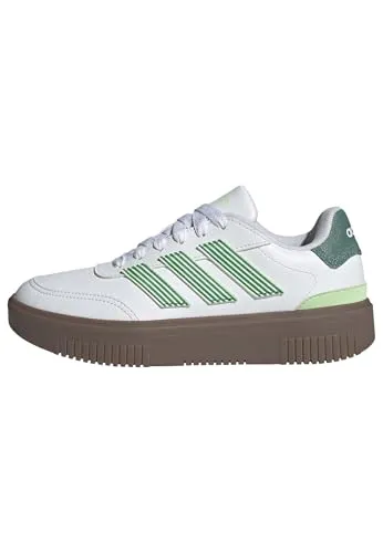 adidas Damen COURTBLOCK Shoes - Bequeme Sneaker in FTWR White/Semi Court Green - Damen-Sneaker mit atmungsaktivem Material und rutschfesten Sohlen für optimalen Komfort und Sicherheit beim Sport.