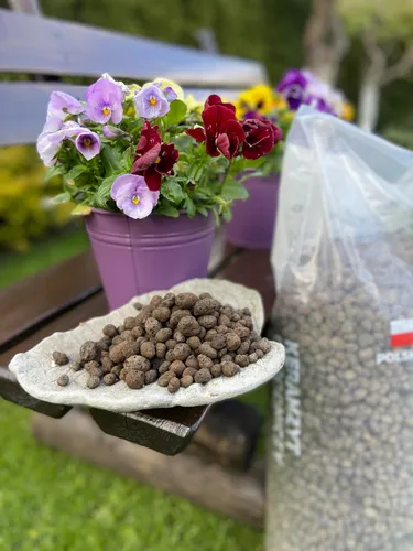 Keramsit NovaMinerals Blähton für den Garten (8-20 mm) ( 40L+40L ) Volumen 80L