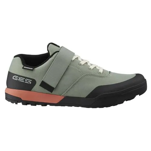 Shimano Damen MTB - Fahrradschuhe GE500W - Vielseitige Fahrradschuhe für Enduro-Einsätze, ausgestattet mit der SHIMANO ULTREAD GE Gummimischung für hervorragende Pedal- und Geh-Eigenschaften.