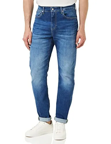 Calvin Klein Herren Jeans Hose Slim Taper Mid Waist, Blau (Denim Dark) - Moderne Slim Fit Jeans für Herren, ideal für Büro und Freizeit. Mit Stretchanteil für optimalen Tragekomfort und Bewegungsfreiheit. Zeitloses Design mit Five-Pocket-Style und Calvin Klein Leder-Badge.