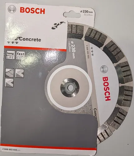 Bosch PRO Concrete Diamanttrennscheibe - 230 mm, für 22,23 mm-Bohrung, hält bis zu 1,8x länger als Standard-Trennscheiben, ideal für Betonbearbeitung
