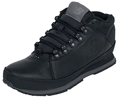 New Balance Herren H754 D Hallenschuhe, Schwarz (LLK Black 8) - Herren-Sneaker mit verstellbarem Spitzenverschluss für individuelle Passform und abriebfester Gummiaußensohle für optimale Traktion und Haltbarkeit.