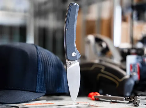 Böker Magnum Huyana Blue Taschenmesser - Taschenmesser mit 440B Stahl und G10 Griff, ultraleicht mit nur 88 g und ideal für Outdoor-Abenteuer oder den Alltag.