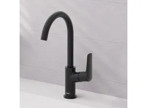 hansgrohe Logis Einhebel-Waschtischmischer 210 - Mattschwarz - Waschtischarmaturen mit ComfortZone 210 für mehr Bewegungsfreiheit und EcoSmart-Technologie, die den Wasserfluss auf max. 5 l/min begrenzt, um Geld und Umwelt zu schonen.