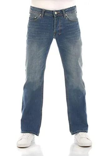 LTB Herren Jeans Tinman - Bootcut - Giotto Wash - Jeans für Herren in Bootcut-Style, aus 100% Baumwolle, ideal für Freizeit und Arbeit. Verfügbar in vielen Größen von W29 bis W48, bequem und zeitlos.