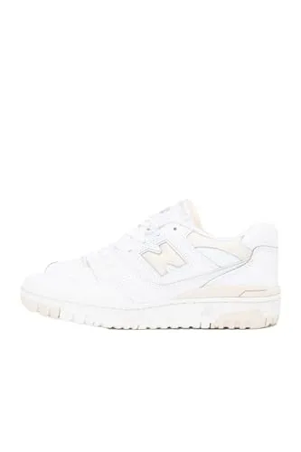 New Balance BBW550 Damen Freizeitschuhe - Beige - Größe 8,5 - Sneaker für Damen mit zeitlosem Design und optimalem Tragekomfort, ideal für den Alltag und sportliche Aktivitäten.