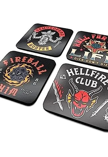 Pyramid International Stranger Things Untersetzer-Set (Hellfire Club Design) Untersetzer Set mit 4 Korkuntersetzern und Stranger Things Geschenke - Offizieller Stranger Things Merchandise, Braun, 10 x