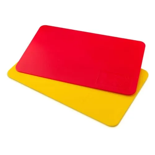 Zenker meets Haribo Schneidematte Doppelpack - 2 Stück Schneidunterlagen in Gelb und Rot - Unterlage aus Kunststoff zum Backen & Basteln im Haribo-Design