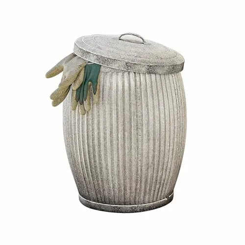 Loberon Abfalleimer Vex – Handgefertigter Mülleimer mit Riffelstruktur - Küchenabfalleimer aus Eisen in antikweiß, ideal für Gartenabfälle und stilvolles Gartenzubehör.