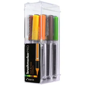 Karin Brush-Pen 27C3 BrushmarkerPRO Set, 12 Farben - Malstifte mit flexibler Pinselspitze, ideal für sanfte Farbverläufe und Mischtechniken. Ungiftige Farben auf Wasserbasis für sicheres und kreatives Arbeiten.