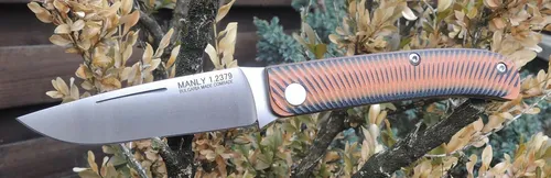 Manly 01ML005 Herren Comrade Taschenmesser - Taschenmesser mit einer Gesamtlänge von 20,4 cm, robustem Griff aus G10 und hochwertiger D2 Klinge – ideal für Outdoor-Abenteuer und den täglichen Gebrauch.