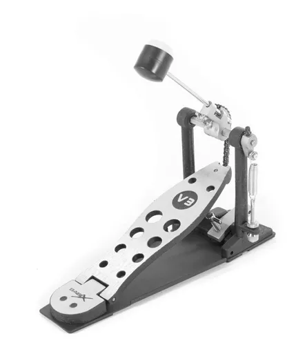 Drumcraft DC2 = Basix PD-600 V3 Fußmaschine - Einzelkettenantrieb für präzise Bassdrum-Kontrolle, ideal für Drummer, die Wert auf Qualität und Zuverlässigkeit legen.
