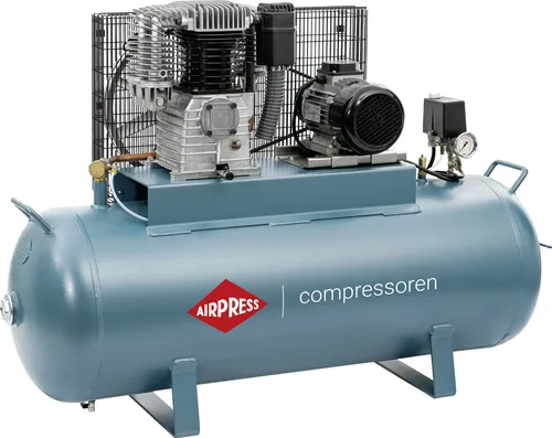 Airpress Kompressor 4 PS 200 Liter 15 bar Typ K200-600 - Industriekompressor mit 4 PS und 200 l Druckbehälter, ideal für professionelle Anwendungen in Handwerk und Landwirtschaft, sorgt für schnellen Druckaufbau und ist besonders geräuscharm.