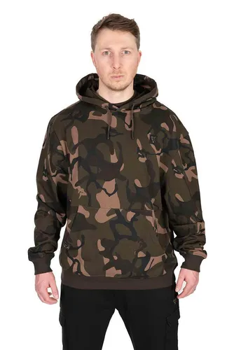 Fox LW Camo Pullover Hoody - Angelpullover in Größe M - Sweatshirt für Angler mit Camouflage-Design, ideal für Outdoor-Aktivitäten, ausgestattet mit Kordelzugkapuze und gerippten Bündchen für optimalen Tragekomfort.
