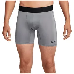 Nike Pro Grau/Silber XL - Herren Shorts - Die Nike Pro 18 cm Shorts bieten optimalen Komfort und Bewegungsfreiheit für intensive Sporteinheiten. Ideal für aktive Männer, die Wert auf Qualität legen.