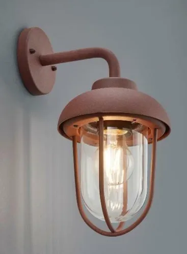 Trio Leuchten Außen Wandleuchte Duero 202760124 - Hochwertige 1-flammige Außenwandleuchte aus rostfarbigem Aluminium-Druckguss mit klarem Glas. Ideal für den Außenbereich dank IP44 Spritzwasserschutz und einfacher Montage. Exkl. 1x E27 Leuchtmittel.