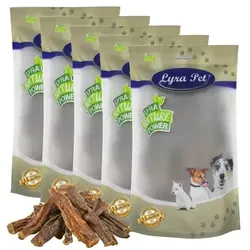 Lyra Pet® Rinderdörrfleisch 5 kg - Hundefutter: Hochwertiges Rinderdörrfleisch, 100% naturbelassen und ohne Zusatzstoffe, sorgt für langanhaltenden Kaugenuss und unterstützt die Zahnpflege Ihres Hundes.