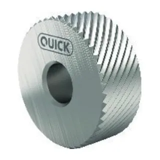 Quick Rändelrad PM BL 45 Grad 15 x 6 x 6A11 G7 P0,5 mit Fase - Rändelformwerkzeug für präzise Oberflächenbearbeitung, ideal für professionelle Anwendungen in der Metallverarbeitung.