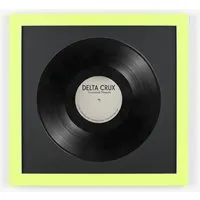 K-Möbel Schallplatten Rahmen Grün 40x40cm mit Passepartout für Vinyl - Edler Bilderrahmen aus hochwertigem Echtholz, perfekt für 12-Zoll-Schallplatten. Mit museumsqualität Passepartout und Schutzglas für optimale Präsentation und Sicherheit. Made in Germany.