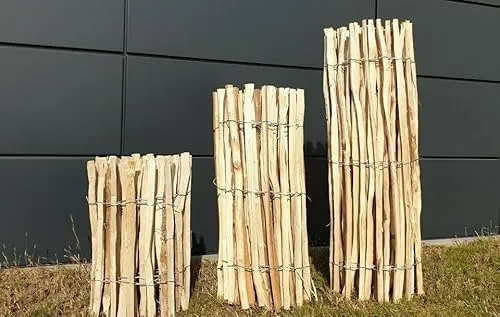 Staketenzaun aus Haselnuss - Höhe 90 cm, 5 Meter lang - Dekorativer Zaun aus hochwertigem Haselnussvollholz, ideal zur Einfriedung von Gärten, mit einer Haltbarkeit von bis zu 20 Jahren.