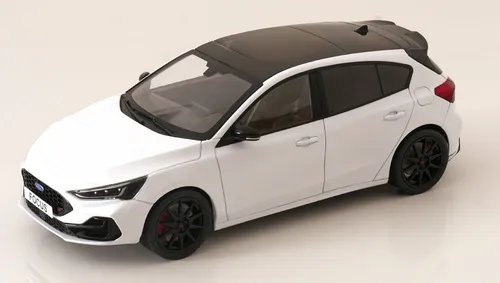 MCG Ford Focus ST 2022 White 1:18 - Detailgetreues 1:18 Modell des Ford Focus ST in Weiß, ideal für Sammler und Autofans.