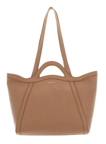 Coccinelle Amalia Shopper | Damenhandtasche in hellbraun - Eleganter Shopper aus genarbtem Leder, ideal für den täglichen Gebrauch und stilvolle Aufbewahrung.