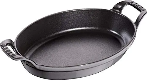 STAUB Gusseisen Auflaufform oval 24 cm - Hochwertige Auflaufform aus Gusseisen, ideal für alle Herdarten inkl. Induktion und Backofen. Perfekte Temperaturspeicherung für köstliche Gerichte, made in France.