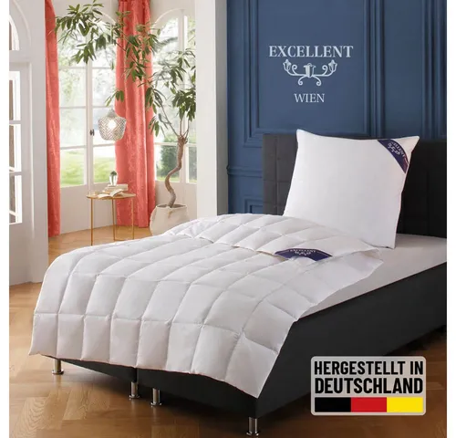 Excellent Daunenbettdecke Wien 135x200 cm - Kuschelige Daunenbettdecke für alle Jahreszeiten, mit 90% Daunen und 10% Federn. Hergestellt in Deutschland, bietet sie Formstabilität und eignet sich ideal für Allergiker.