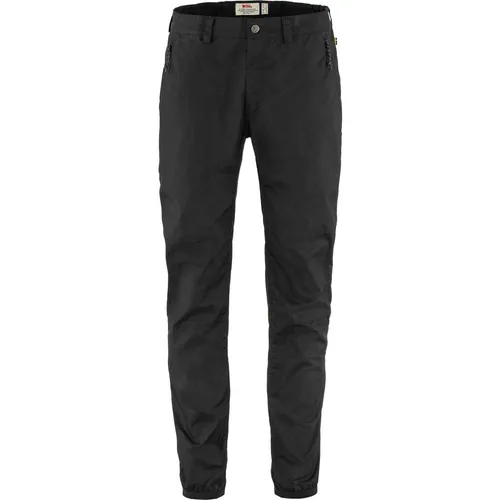 Fjällräven Vardag Trousers - Trekkinghose Gr 50 - Regular schwarz - Herren Outdoor- und Wanderhosen, stylische und robuste Trekkinghose in Schwarz, ideal für Alltag und Trekking mit flexiblem Stretch-Material.