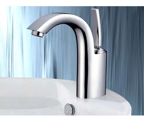 Design Bad Waschtisch Armaturen - Einhandmischer Wasserhahn - Eleganter Einhandmischer für Waschbecken, aus hochwertigem verchromtem Messing, ideal für modernes Badezimmer-Design.