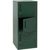 MCW Spind P63 Grün mit 3 Türen – Robuste Aufbewahrungslösung - Hochwertiger Spind aus kaltgewalztem Stahlblech, pulverbeschichtet, mit 3 stabilen Türen und sicherem Drehriegelschloss. Ideal für Umkleiden, Büros und Werkstätten.