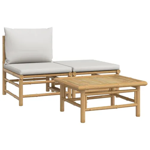 vidaXL 3-tlg. Garten-Lounge-Set mit Hellgrauen Kissen aus Bambus - Elegantes Gartenmöbel-Set aus langlebigem Bambus für höchsten Sitzkomfort. Ideal für entspannte Stunden im Freien, modular kombinierbar und mit dick gepolsterten Kissen.
