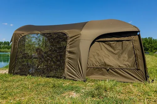 Fox Frontier X Deluxe Extension System 150x260x155cm - Zeltverlängerung für Angelzelte - Angelzelte: Fox Frontier X Deluxe bietet 1,5m zusätzlichen Raum, verringert Kondenswasserbildung und verbessert die Beschattung. Ideal für Angler, die Komfort und Funktionalität suchen.