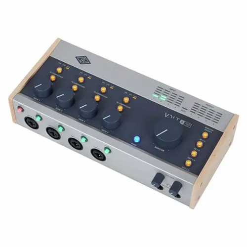 Universal Audio Volt 476P B-Stock - Professionelles 4x4 USB-Audiointerface - Audio-Interfaces, B-Stock mit 24-Bit/192 kHz Wandler und Vintage Mic Preamp Mode, ideal für hochwertige Musikproduktionen und Home-Studios.