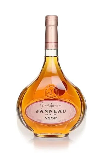 Janneau VSOP Grand Armagnac 40% Vol. 0,7l - Weinbrand mit 40% Vol., gereift in französischen Eichenfässern für mindestens 7 Jahre, bietet komplexe Aromen und eine harmonische Struktur – ideal als Digestif oder in Cocktails.