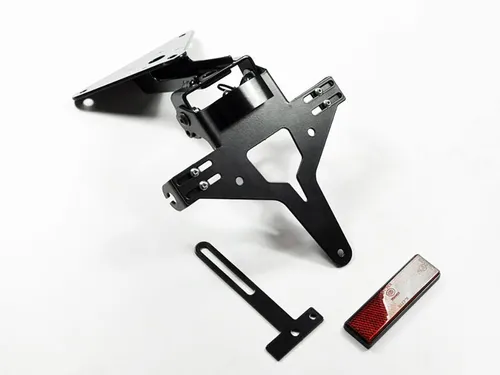 ZIEGER Kennzeichenhalter für MV Agusta Brutale 750 - Hochwertiger ZIEGER Kennzeichenhalter für MV Agusta Brutale 750. Robuste, witterungsbeständige Konstruktion mit verstellbarem Neigungswinkel und sportlicher Optik. Ideal für eine passgenaue Montage ohne Änderungen an der Verkleidung.