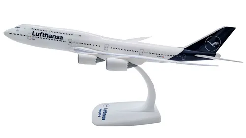 Herpa Lufthansa Boeing 747-8 Intercontinental - 2018 Farben - Flugzeuge & Raumschiffe: Hochwertiges 1:250 Modell, einfach zusammensteckbar und ideal für Sammler und Modellbau-Enthusiasten.