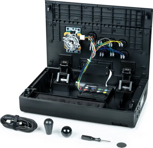 Nacon Daija Arcade Stick für Xbox - Controller für Xbox mit Turnierqualität, entwickelt in Zusammenarbeit mit Profi-Gamer Kayane, für präzise Kontrolle und individuelle Spielprofile.