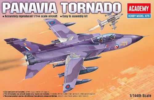 Academy 492607-1/144 Panavia Tornado 200 - Maßstab 1:144