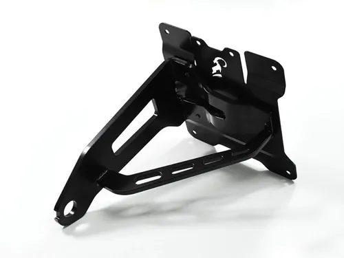 ZIEGER seitlicher Kennzeichenhalter für Harley Davidson Softail - Hochwertiger seitlicher Kennzeichenhalter für Harley Davidson Softail-Modelle. Robuste Stahlkonstruktion, pulverbeschichtet für Langlebigkeit. Ideal für Chopper- und Cruiser-Fahrer, die einen individuellen Look schätzen.