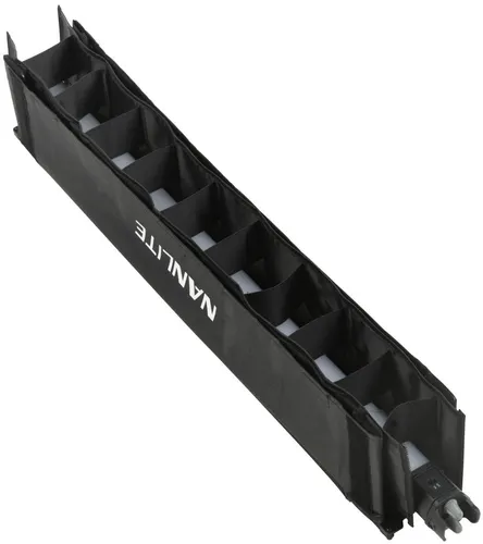 Nanlite Barndoor mit Eggcrate für Pavotube II 15C