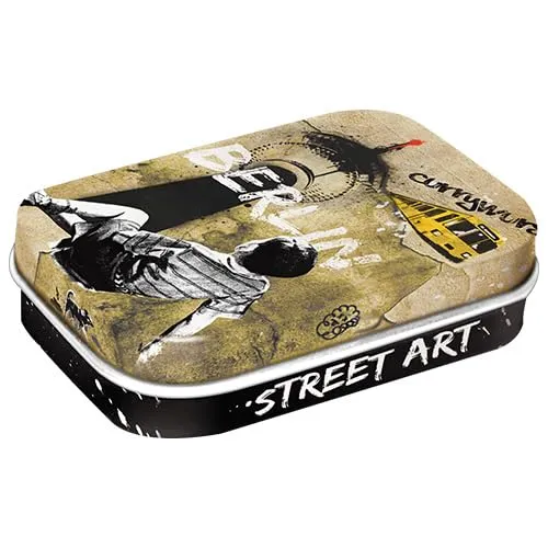Nostalgic-Art Retro Pillendose, 4 x 6 x 1,6 cm, Berlin Street Art – Souvenir & Geschenk-Idee, mit Pfefferminz-Dragees, Vintage Design