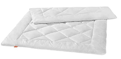 liebling Bettdecke Kamelhaar 135x200 cm - Winterdecke für warmen Schlafkomfort - Bettdecken - Edle Kamelhaardecke mit 1400g Füllgewicht, ideal für kalte Nächte, nachhaltig hergestellt in der EU und für Allergiker geeignet.