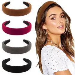 DRESHOW 4er Set breite Samtstirnbänder für Damen und Mädchen - Trendige Haarreifen im Boho Chic für jeden Anlass. Mit Anti-Rutsch Design für sicheren Halt den ganzen Tag. Perfekt für stilvolle Akzente und als Geschenk für Ihre Liebsten.